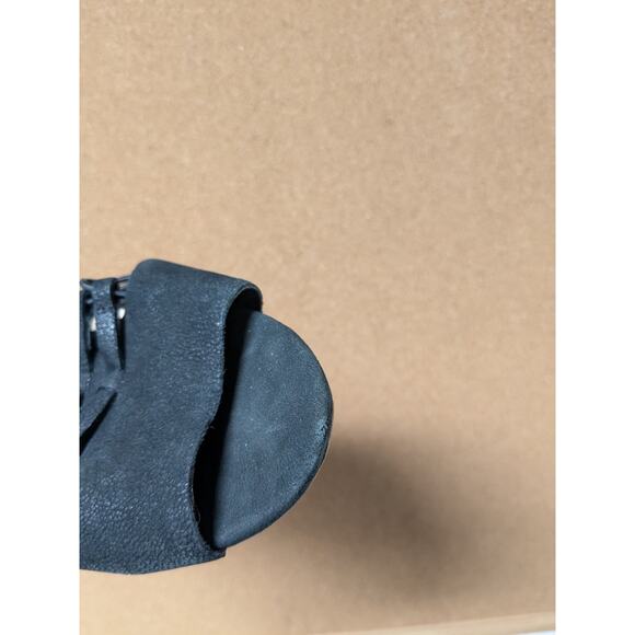 Vince Camuto Evel Women's Black Leather Caged Stacked Heel Sandals size 8.5M - Picture 11 of 12